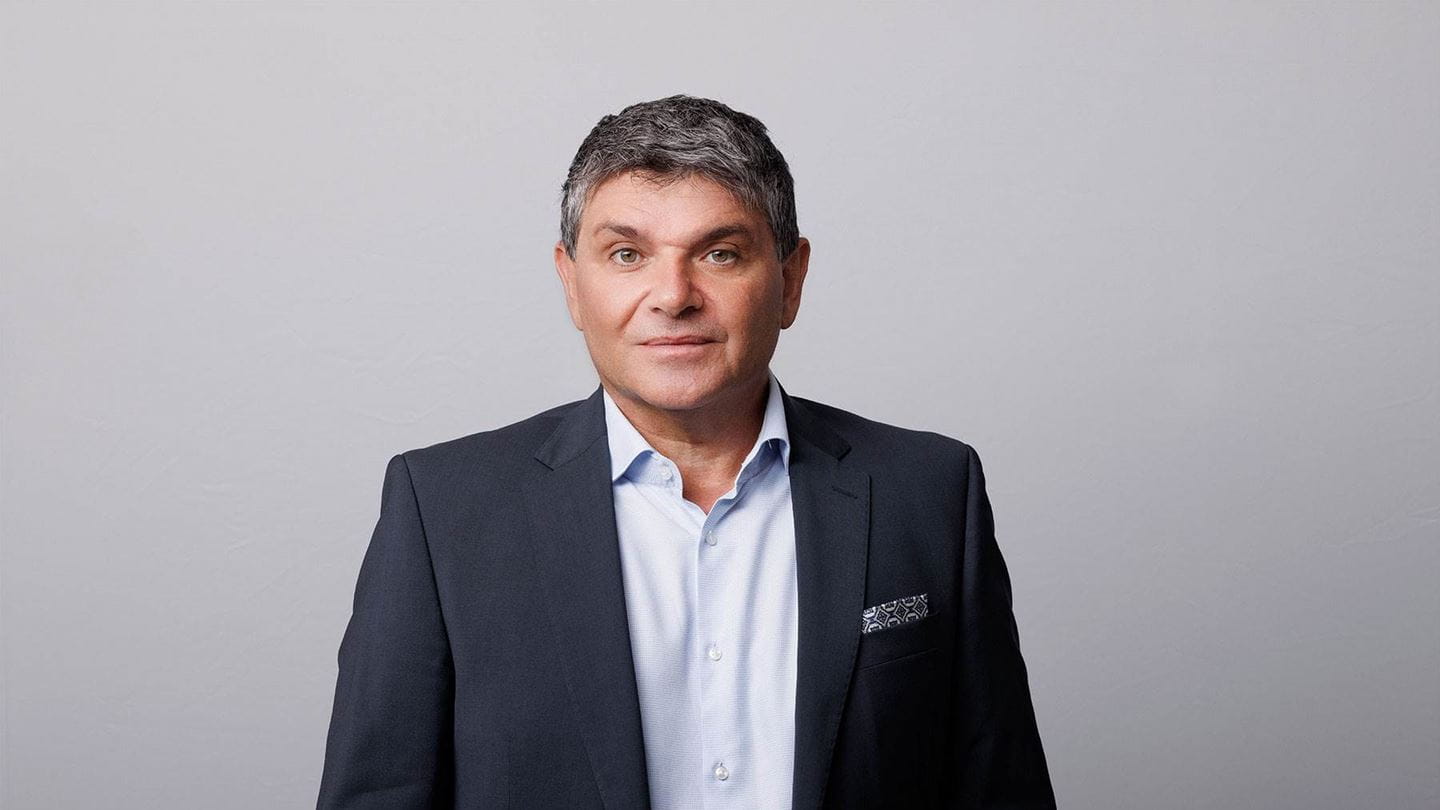Dr. Sandro Merino