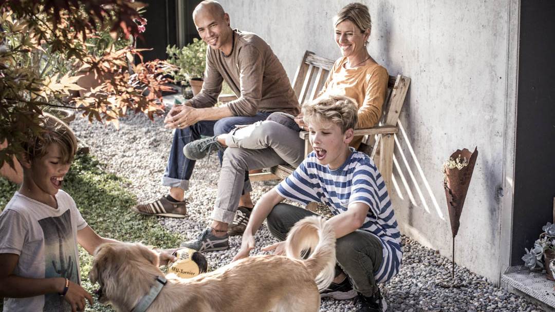 Familie mit Hund